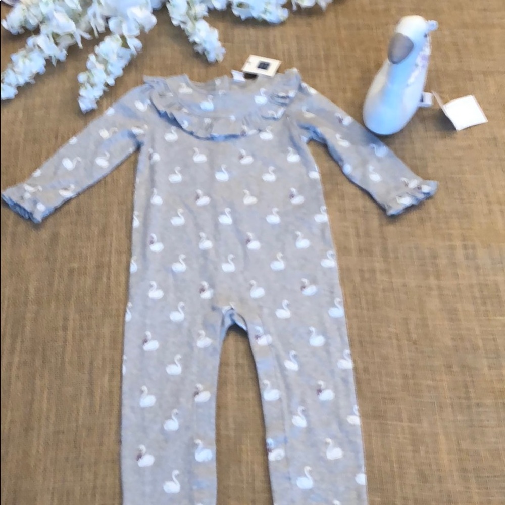 Janie and Jack swan romper with swan plush